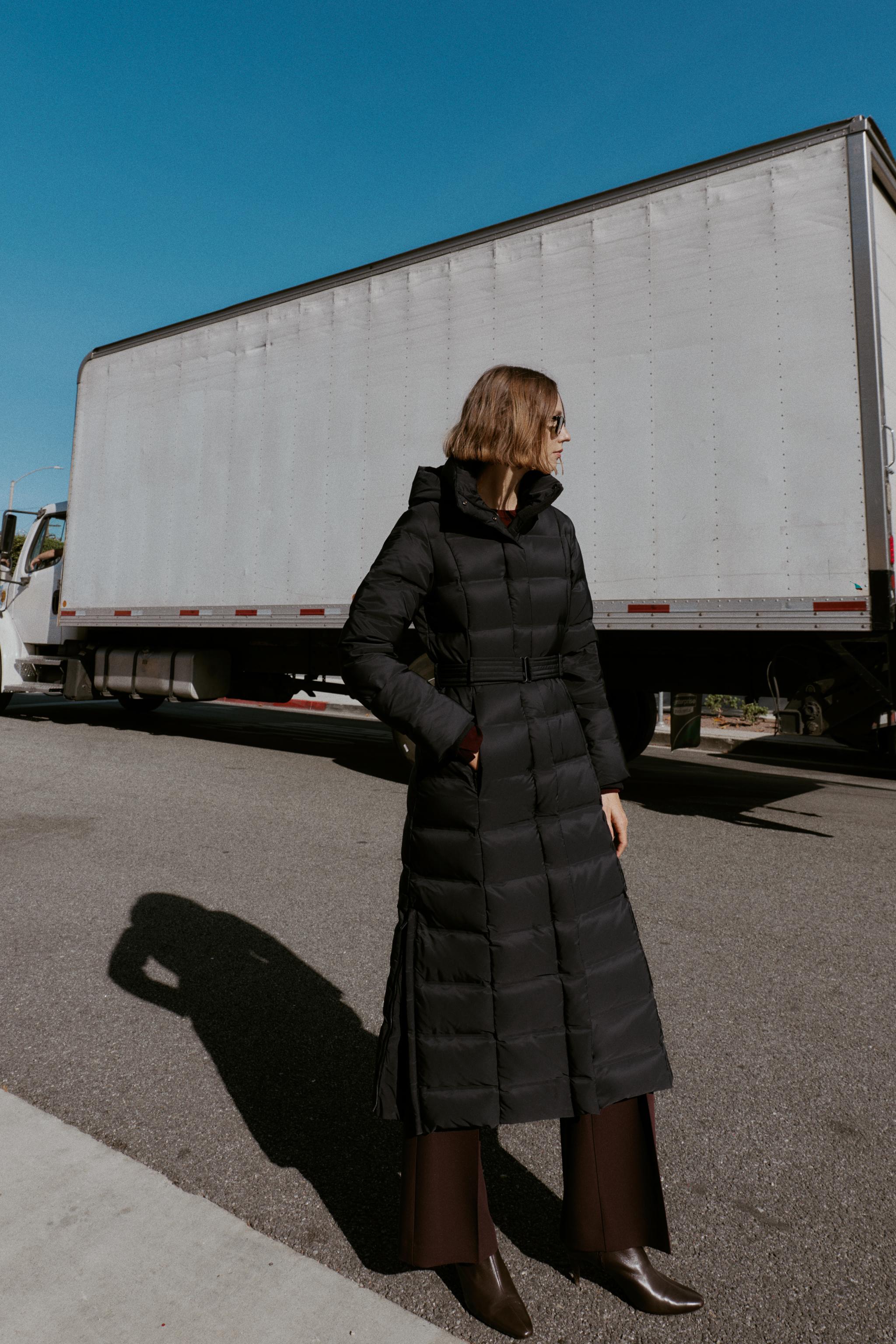 HOODIE BELTED WATER REPELLENT WINDPROOF DOWN COAT